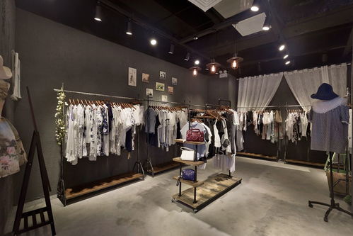 創(chuàng)業(yè)開服裝店怕開始沒(méi)有生意 裝修一定要記住這幾招