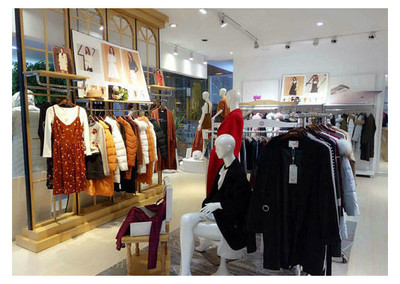 2018年散貨服裝店進貨技巧 把握市場趨勢與批發(fā)策略